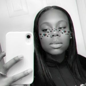 Meet your Posher, Serena